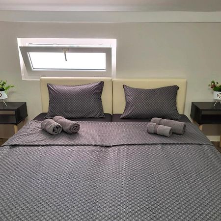 Guesthouse Ozegovic Белград Екстериор снимка
