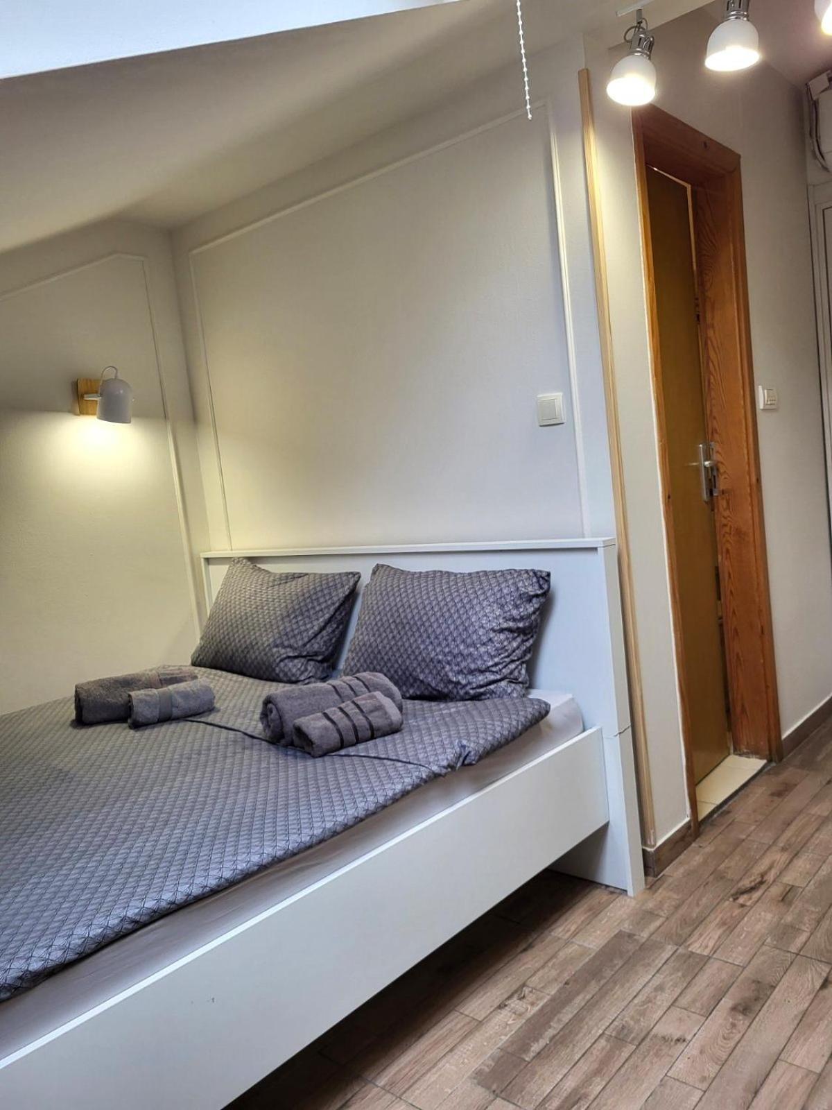 Guesthouse Ozegovic Белград Екстериор снимка
