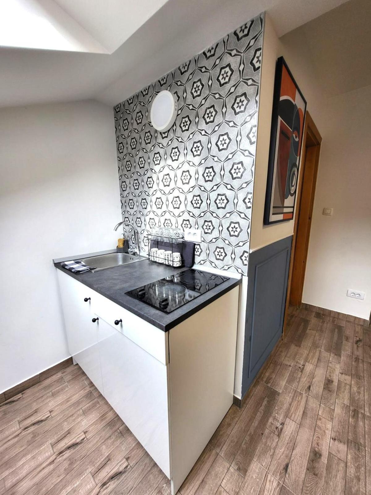 Guesthouse Ozegovic Белград Екстериор снимка