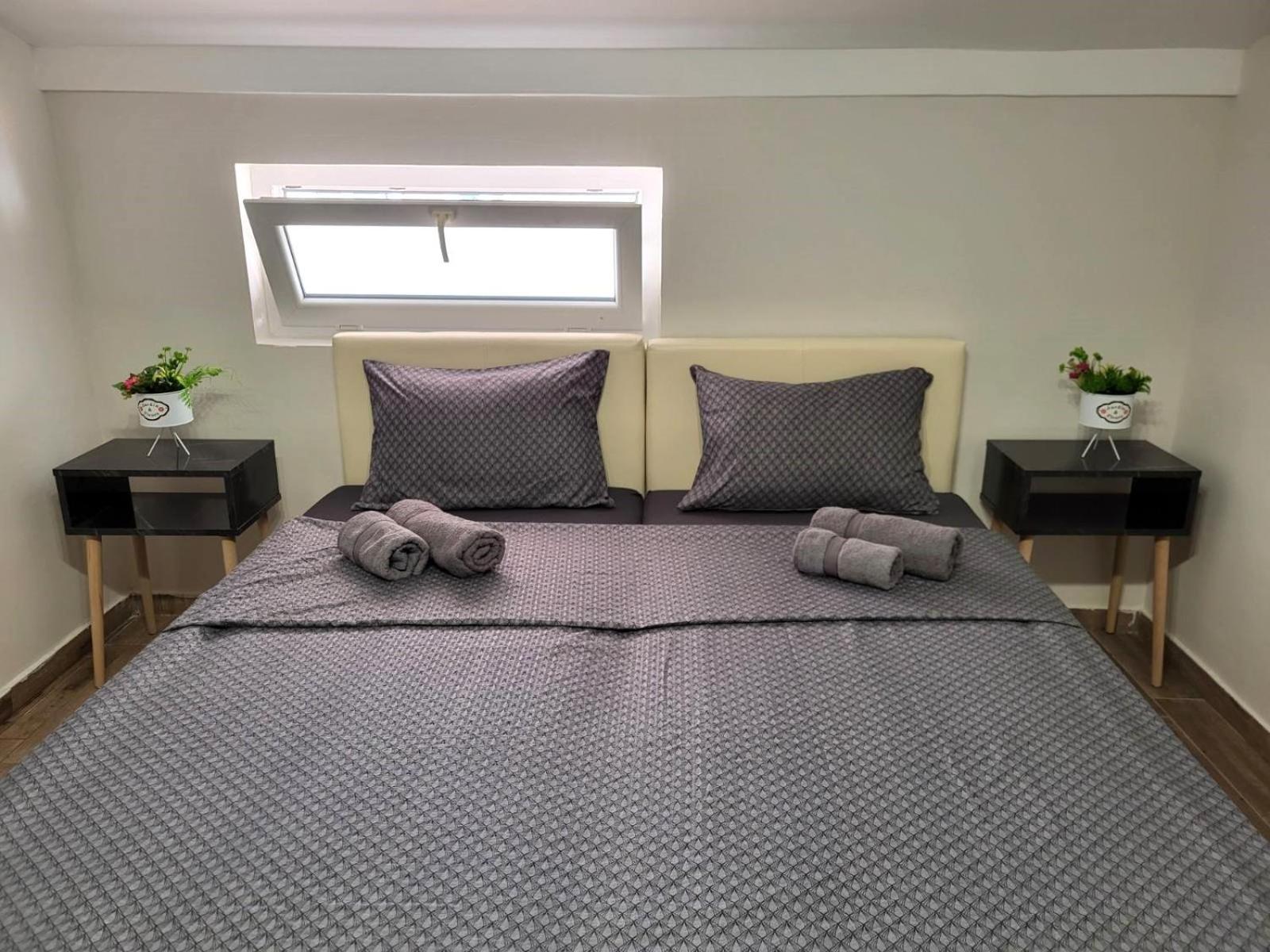 Guesthouse Ozegovic Белград Екстериор снимка