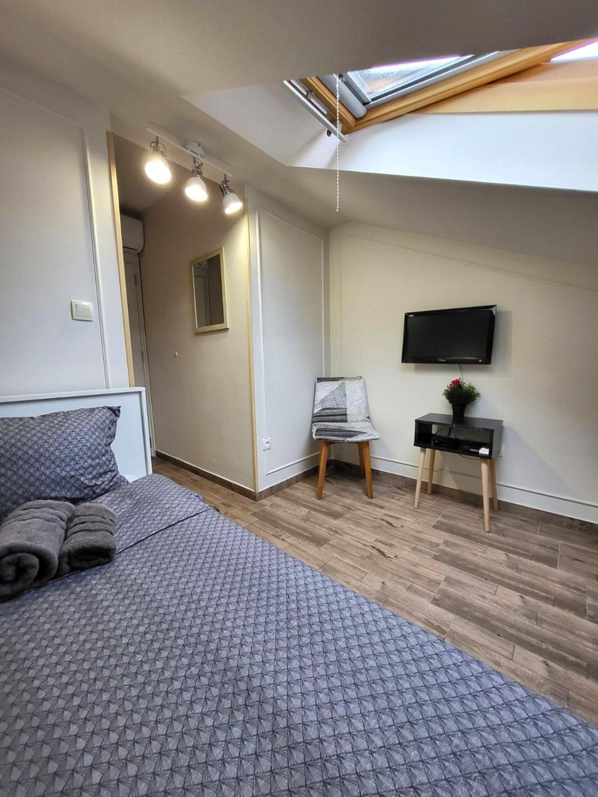 Guesthouse Ozegovic Белград Екстериор снимка