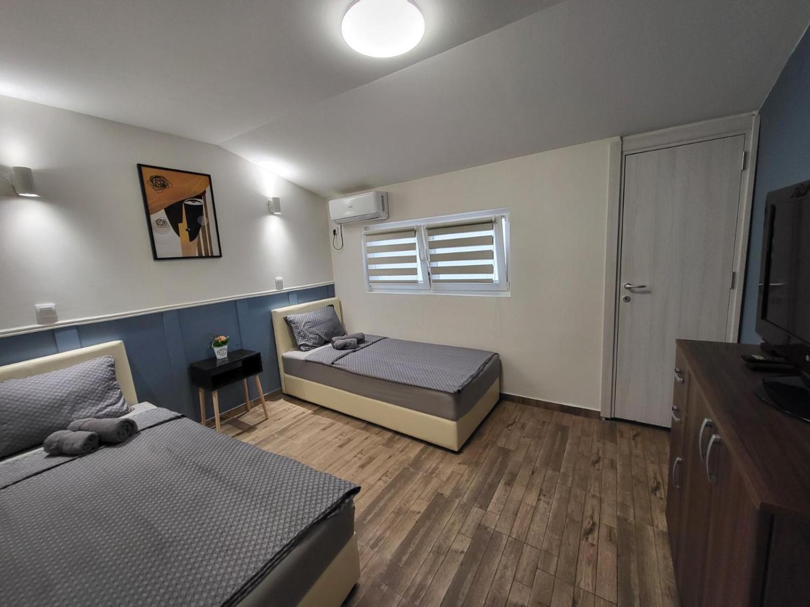 Guesthouse Ozegovic Белград Екстериор снимка